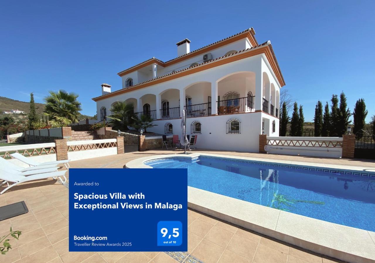 Spacious Villa With Exceptional Views In Malaga كاسارابونيلا المظهر الخارجي الصورة