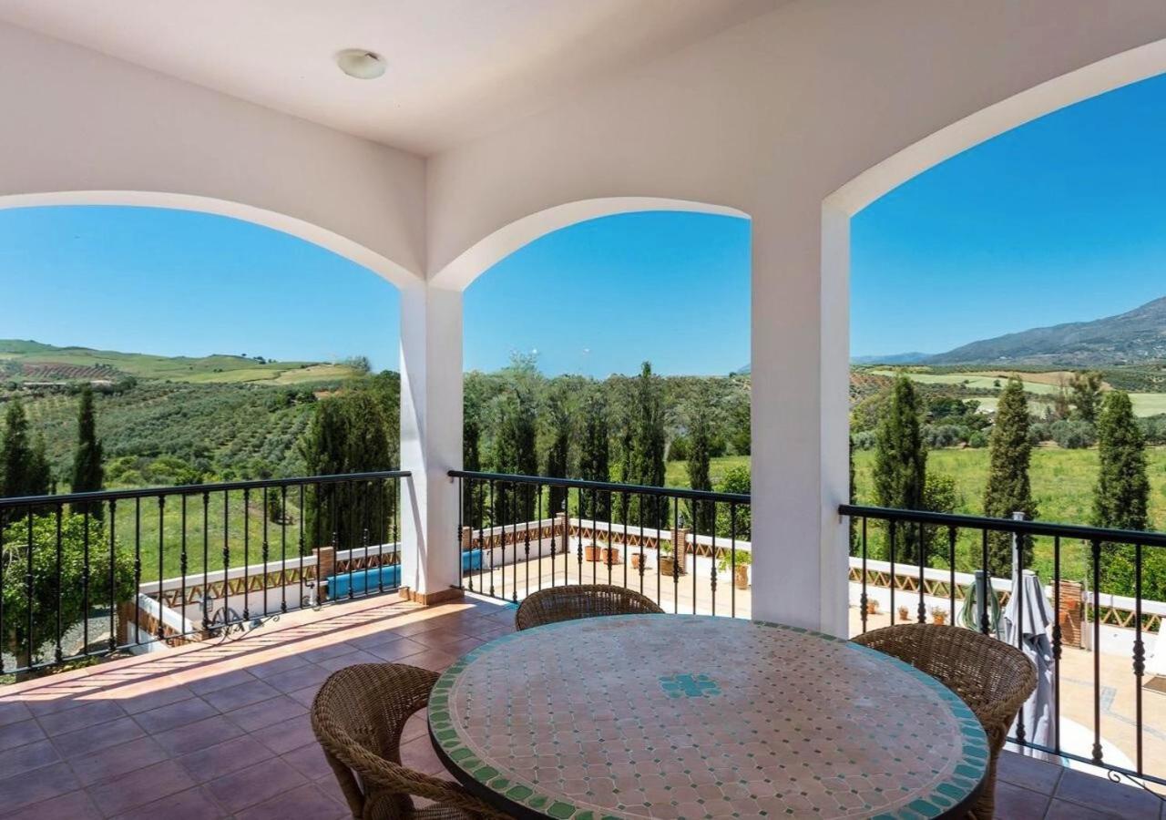 Spacious Villa With Exceptional Views In Malaga كاسارابونيلا المظهر الخارجي الصورة