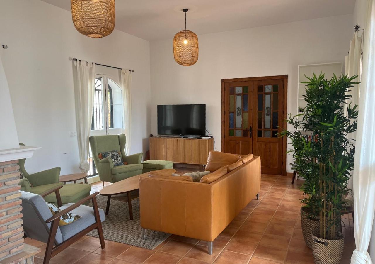 Spacious Villa With Exceptional Views In Malaga كاسارابونيلا المظهر الخارجي الصورة
